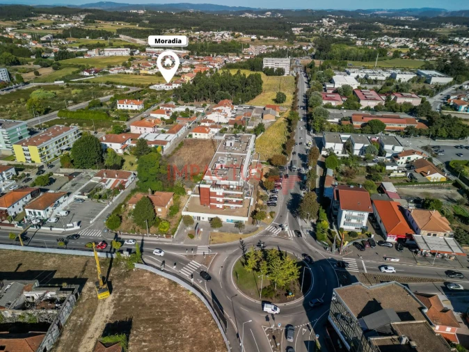 Moradia T10 para Venda em Castêlo da Maia Foto 22