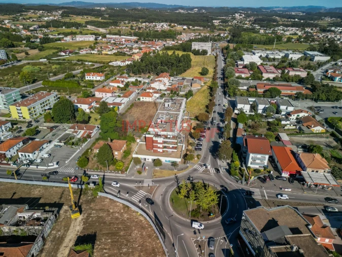 Moradia T10 para Venda em Castêlo da Maia Foto 21