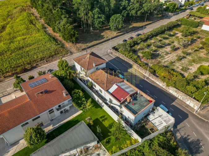 Moradia T10 para Venda em Castêlo da Maia Foto 6