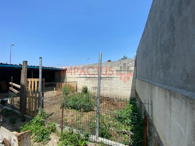 Moradia T10 para Venda em Castêlo da Maia Foto 30