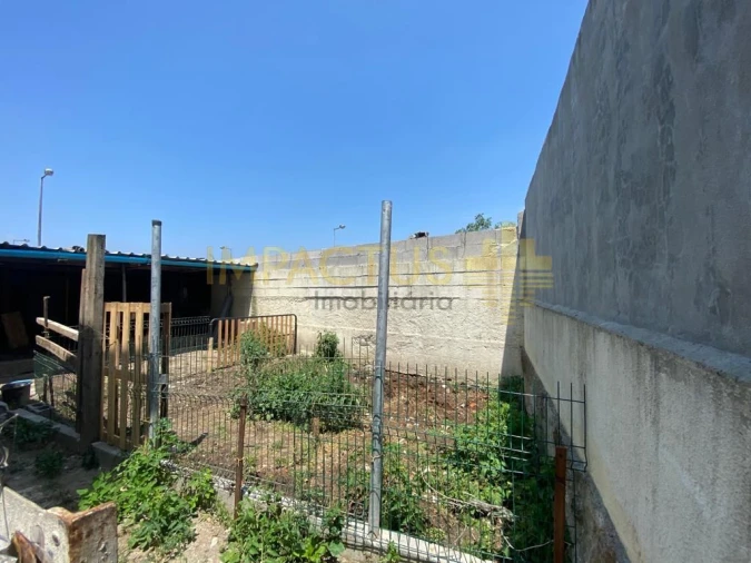 Moradia T10 para Venda em Castêlo da Maia Foto 30