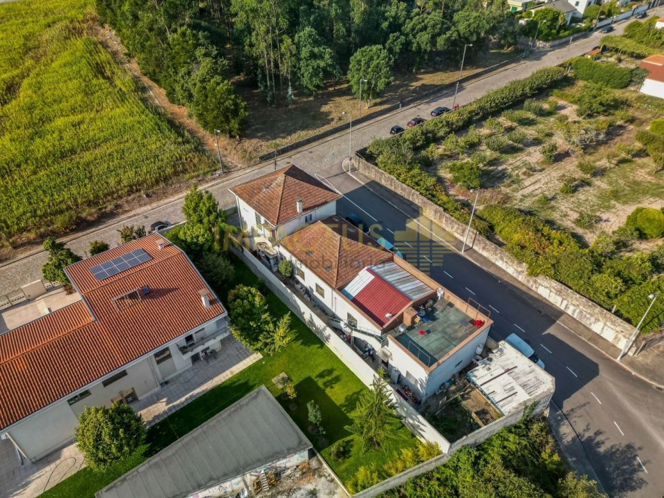 Moradia T10 para Venda em Castêlo da Maia Foto 6