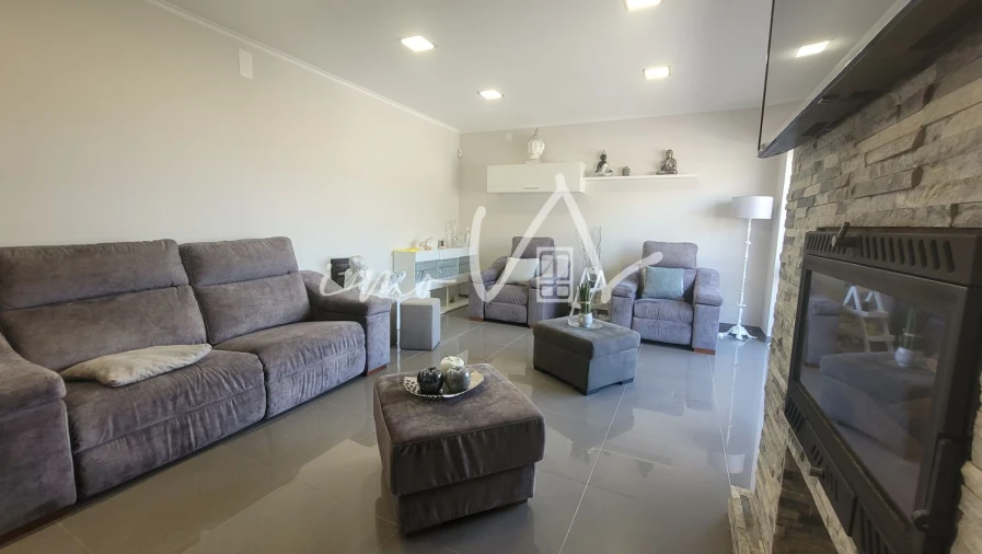 Moradia T4 para Venda em Tavarede Foto 2