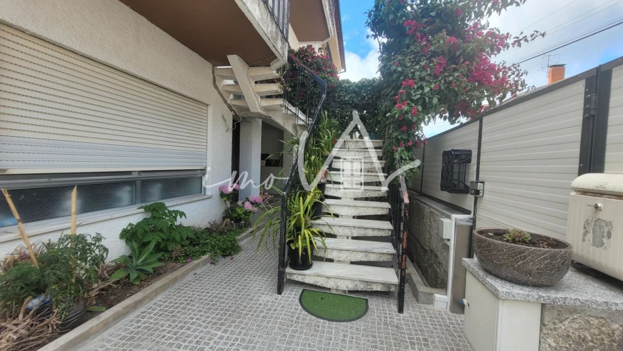 Moradia T4 para Venda em Tavarede Foto 33