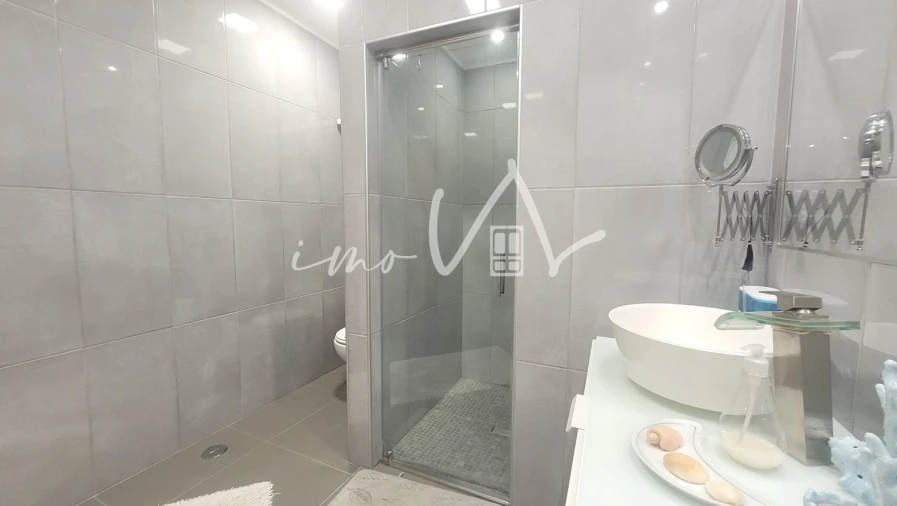 Moradia T4 para Venda em Tavarede Foto 14