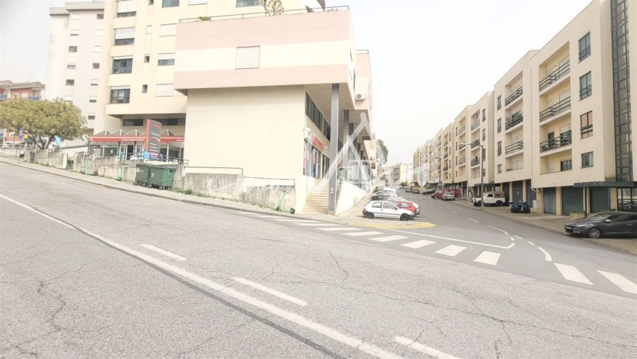 Loja para Trespasse em Eiras e São Paulo de Frades Foto 25