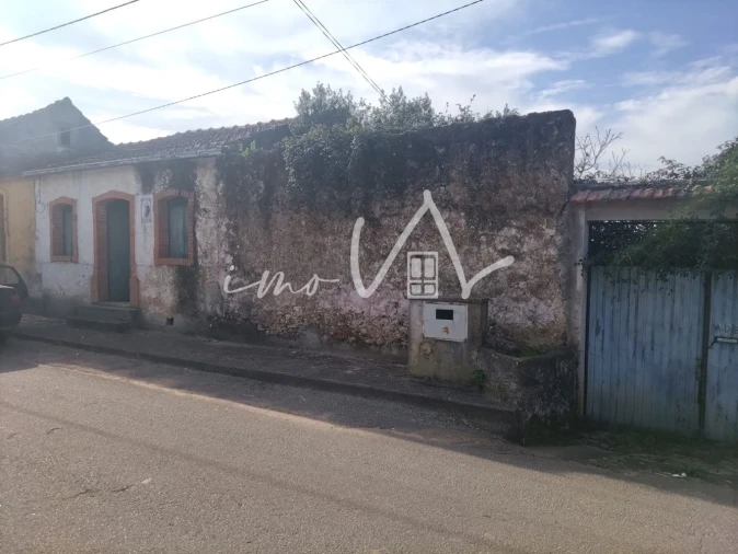 Moradia T2 para Venda em Vacariça Foto 13