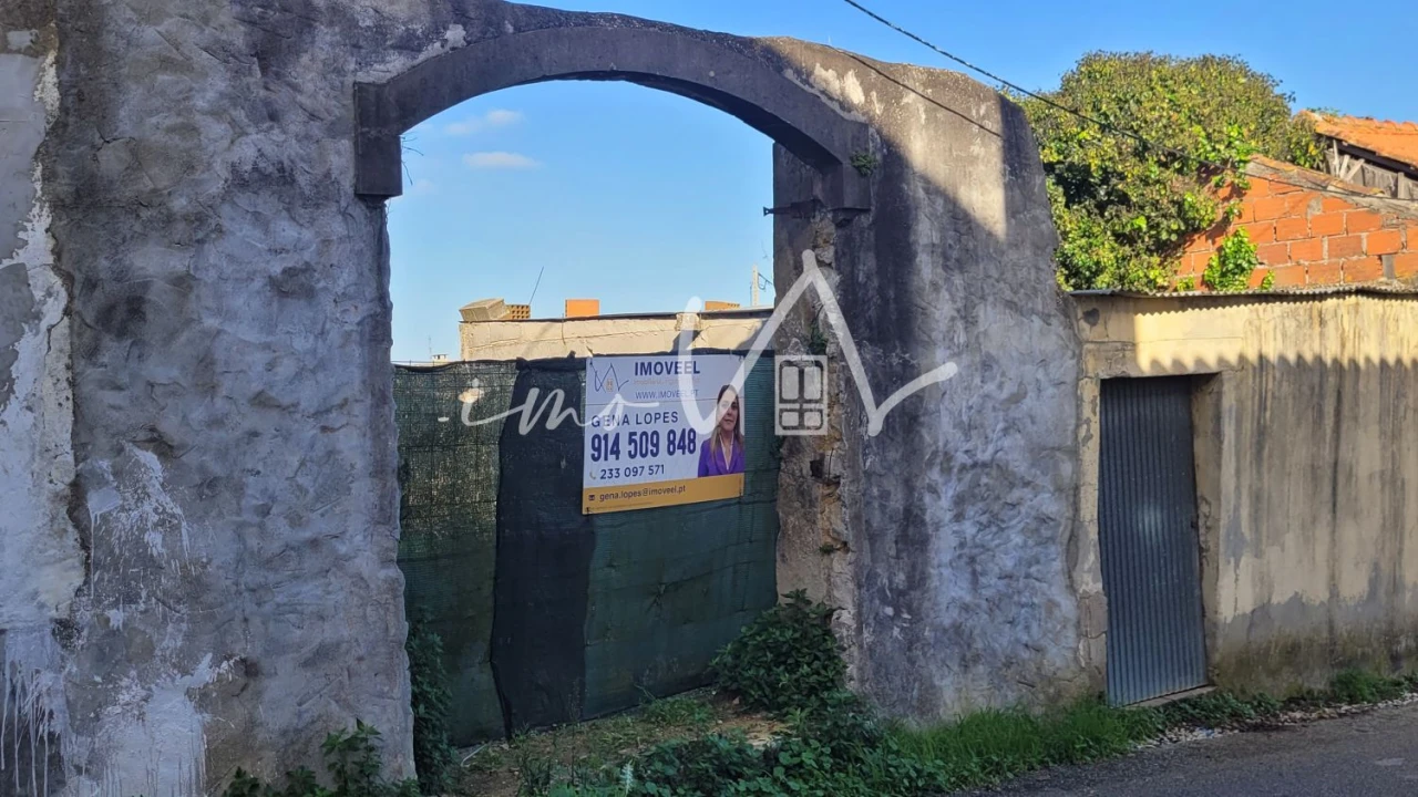 Moradia T2 para Venda em Maiorca Foto 6