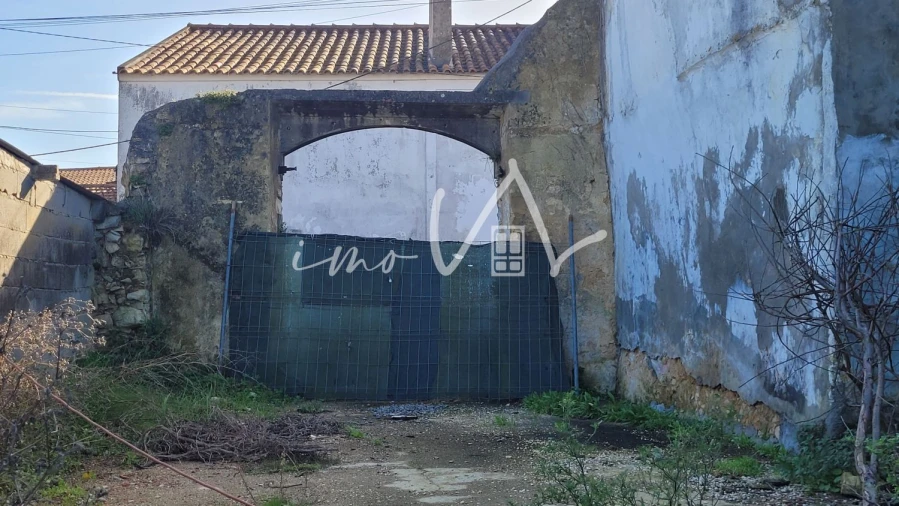 Moradia T2 para Venda em Maiorca Foto 1