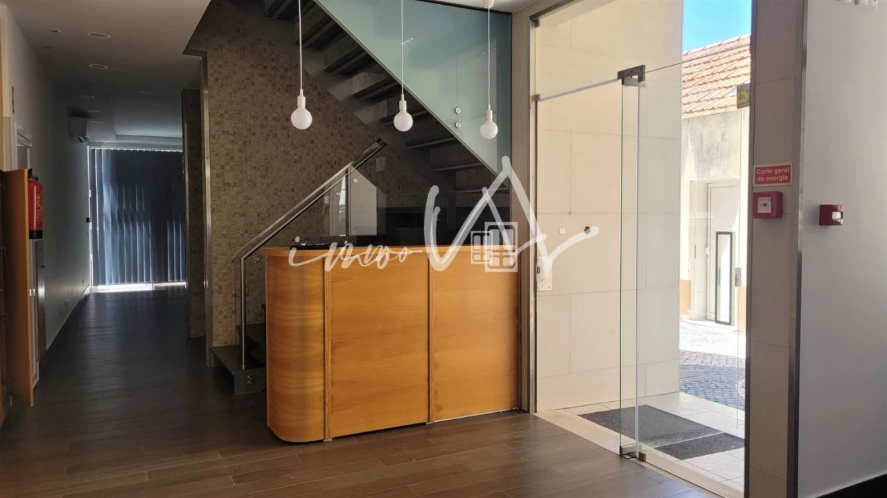 Moradia T9 para Venda em Buarcos Foto 12