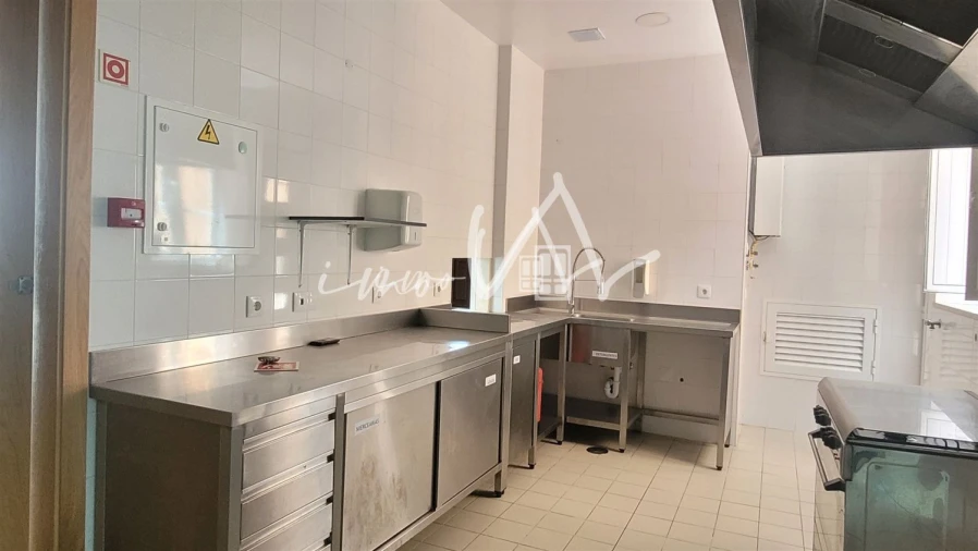 Moradia T9 para Venda em Buarcos Foto 16