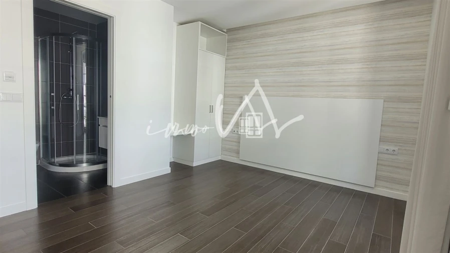 Moradia T9 para Venda em Buarcos Foto 42