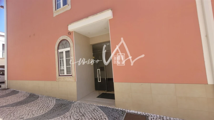 Moradia T9 para Venda em Buarcos Foto 5