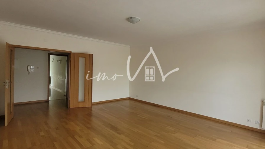 Apartamento T3 para Venda em Tavarede Foto 7