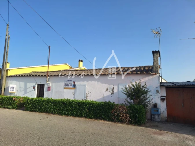 Moradia T3 para Venda em Marinha das Ondas Foto 2