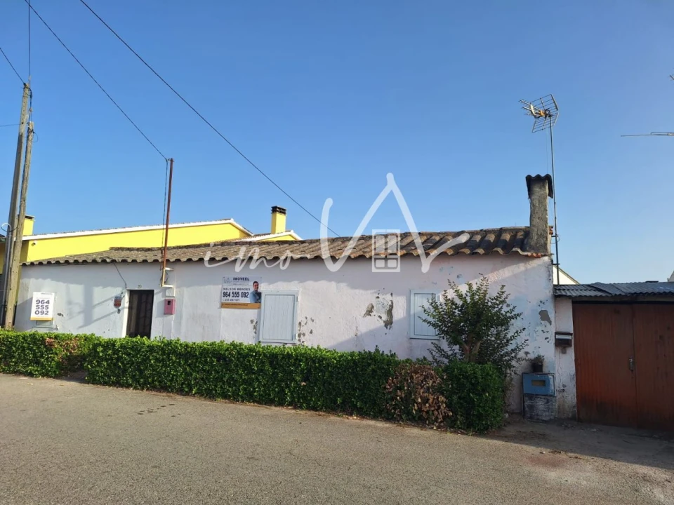 Moradia T3 para Venda em Marinha das Ondas Foto 2