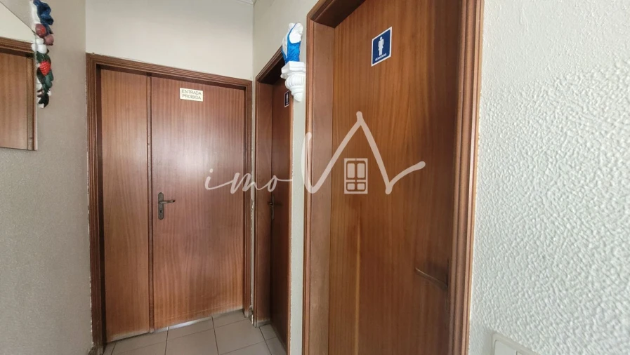 Loja para Venda em Buarcos Foto 14