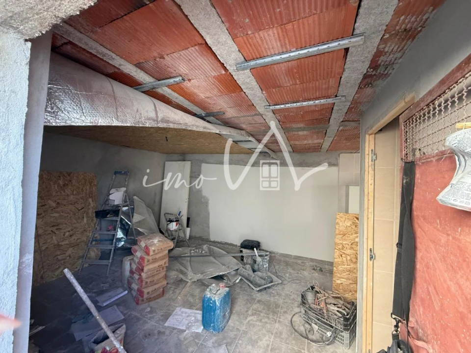 Moradia T1 para Venda em Tavarede Foto 12