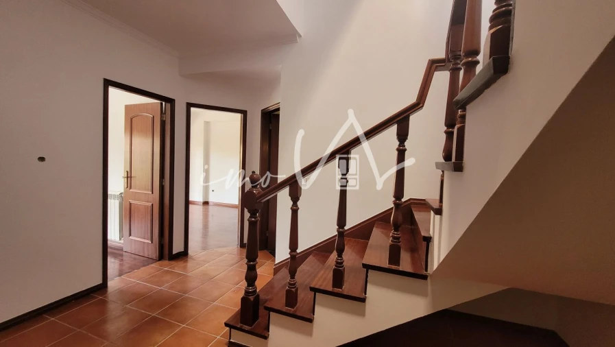 Moradia T4 para Venda em Buarcos Foto 25