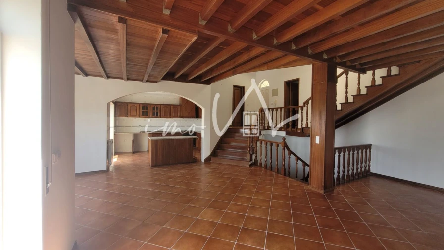 Moradia T4 para Venda em Buarcos Foto 19