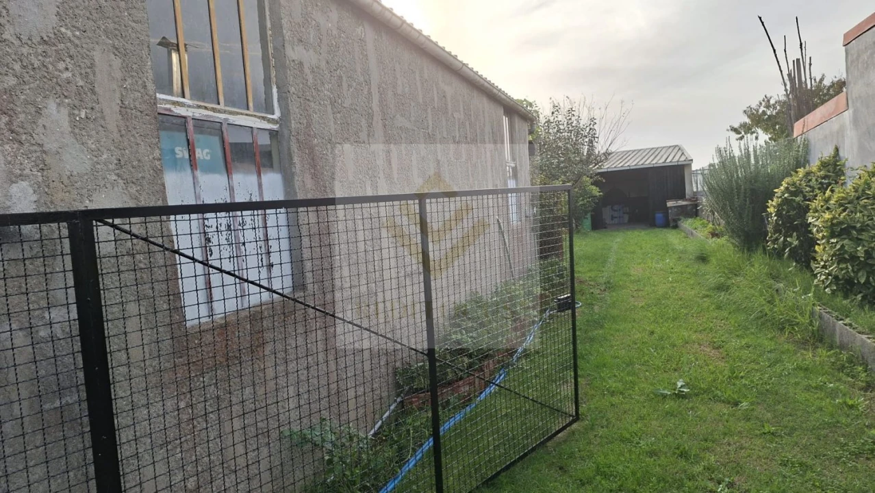 Terreno para Venda em Silvalde Foto 3