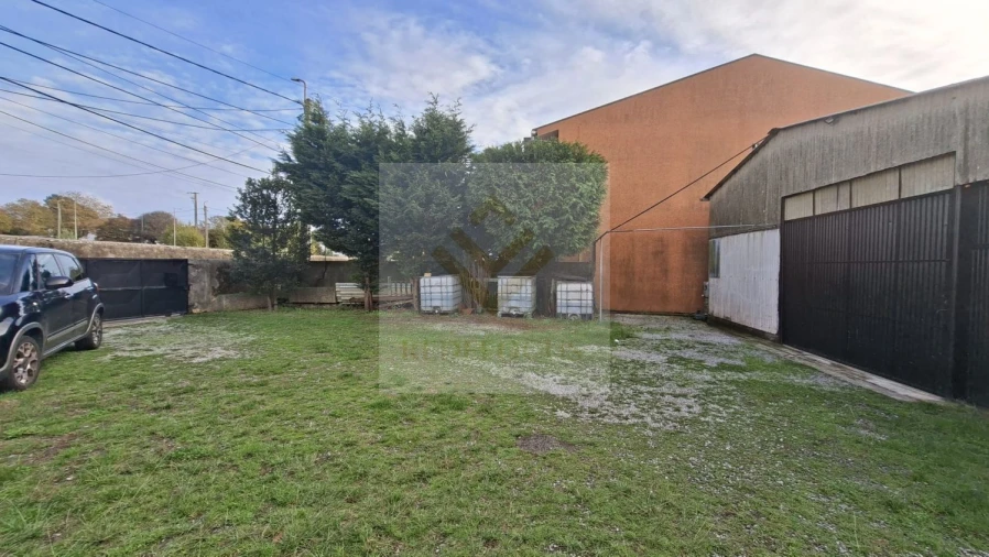 Terreno para Venda em Silvalde Foto 2