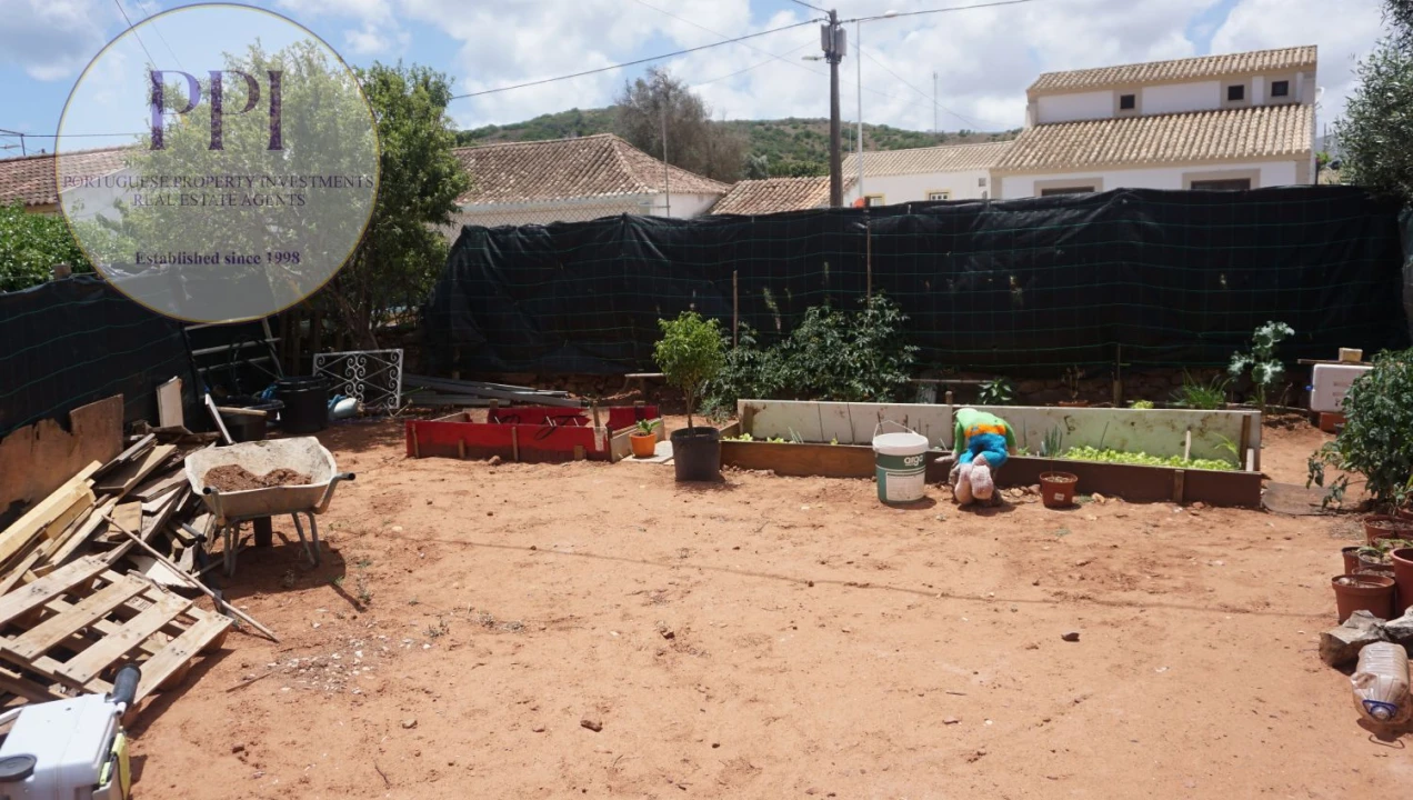 Terreno para Venda em Budens Foto 9