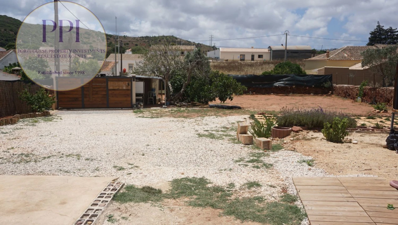 Terreno para Venda em Budens Foto 19