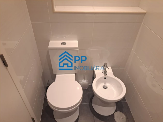 Apartamento T3 para Venda em São Mamede de Infesta e Senhora da Hora Foto 8