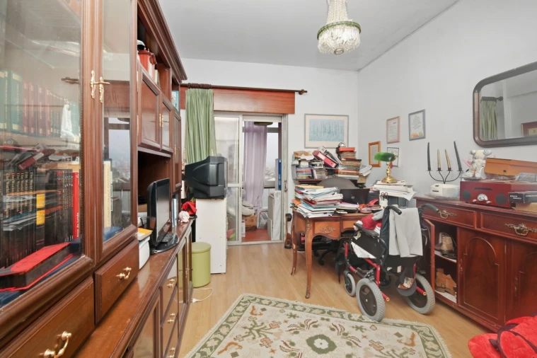 Apartamento T4 para Venda em Algueirão-Mem Martins Foto 16