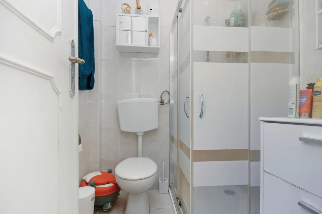 Apartamento T4 para Venda em Algueirão-Mem Martins Foto 11