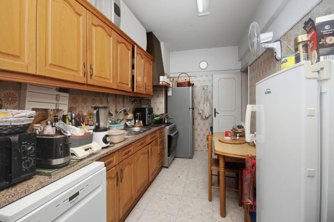 Apartamento T4 para Venda em Algueirão-Mem Martins Foto 6