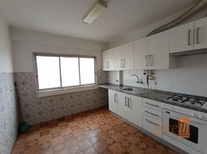Apartamento T3 para Venda em Carregado e Cadafais Foto 6