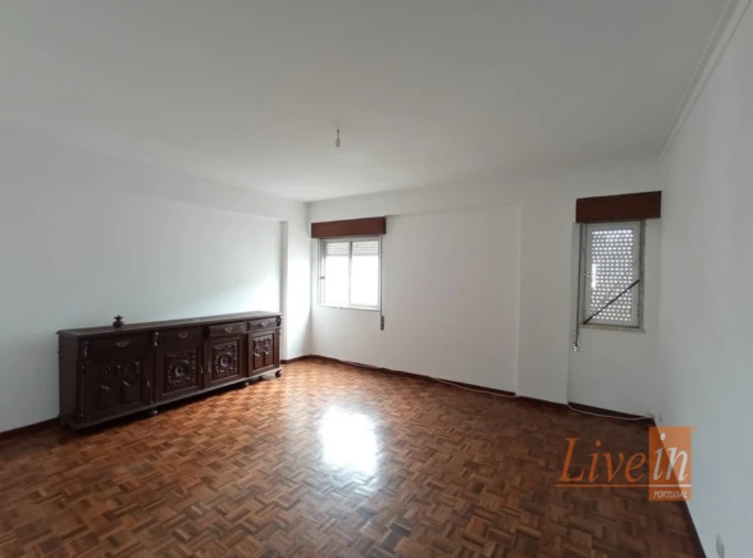 Apartamento T3 para Venda em Carregado e Cadafais Foto 8