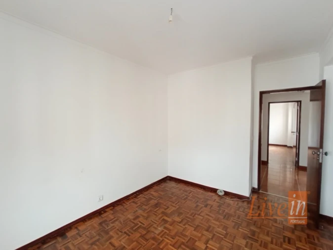 Apartamento T3 para Venda em Carregado e Cadafais Foto 12