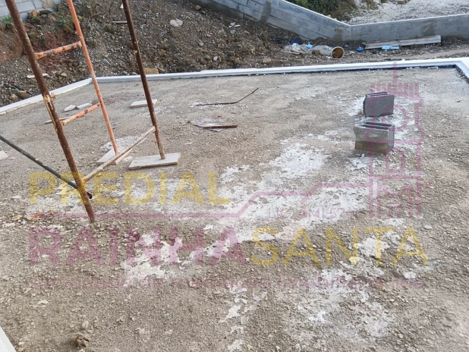 Moradia T4 para Venda em Santa Clara e Castelo Viegas Foto 19