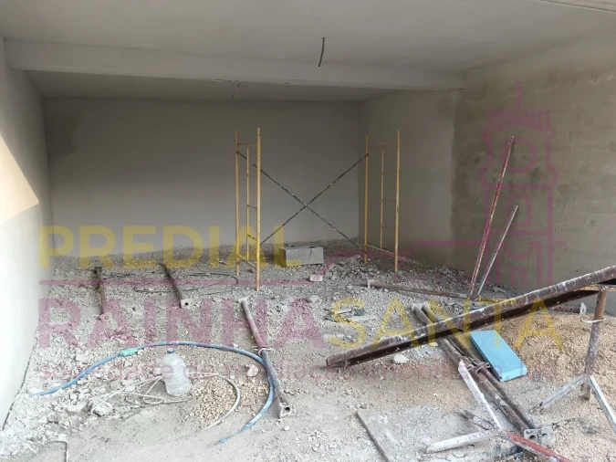 Moradia T4 para Venda em Santa Clara e Castelo Viegas Foto 11