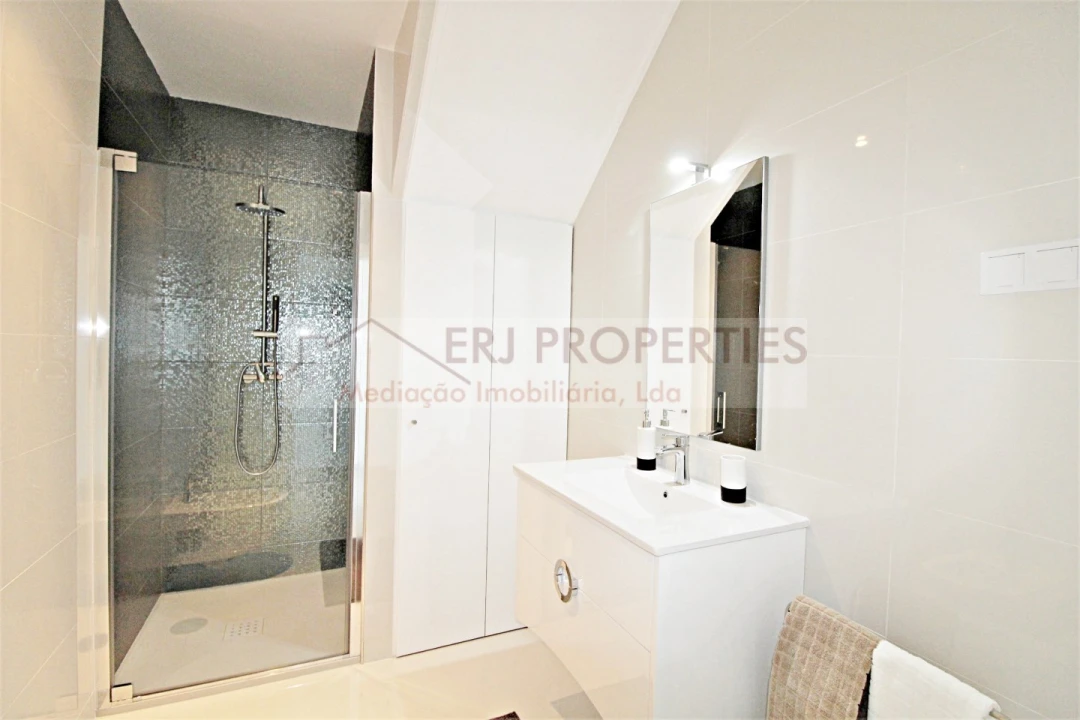 Apartamento T3 para Arrendamento férias em Altura Foto 9