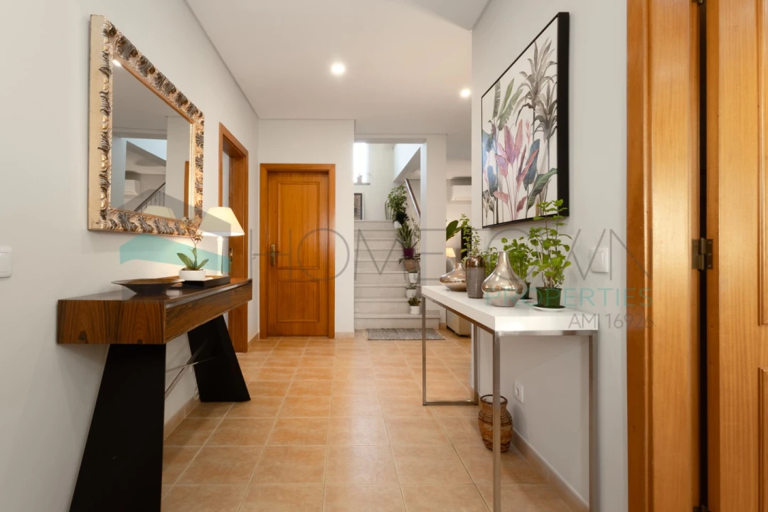 Moradia T3 para Venda em Quarteira Foto 2