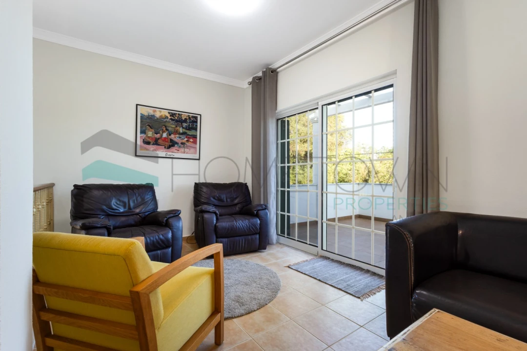 Moradia T3 para Venda em Quarteira Foto 6