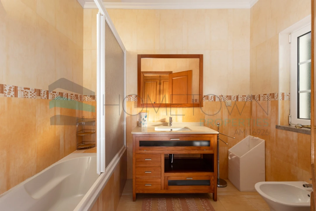 Moradia T3 para Venda em Quarteira Foto 67