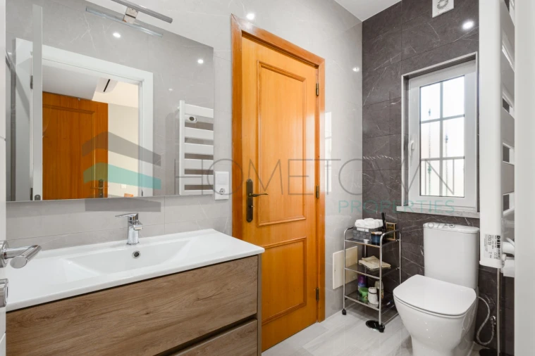 Moradia T3 para Venda em Quarteira Foto 12