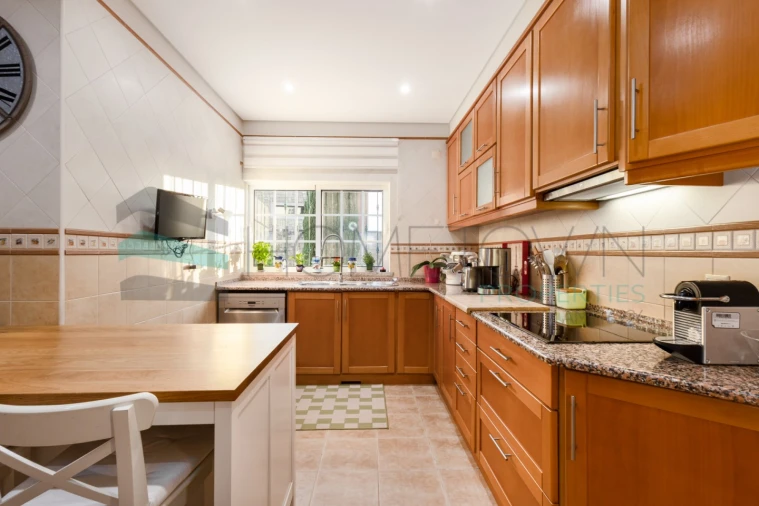 Moradia T3 para Venda em Quarteira Foto 29