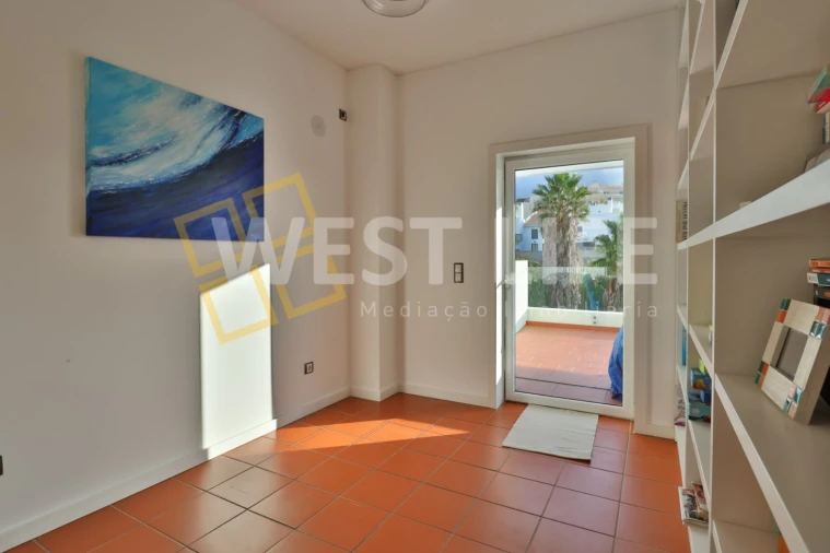 Moradia T5 para Venda em Ericeira Foto 24