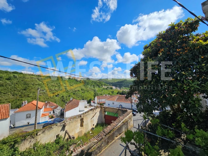 Moradia T2 para Venda em Igreja Nova e Cheleiros Foto 27