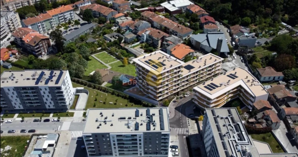 Loja para Venda em Ramalde Foto 22