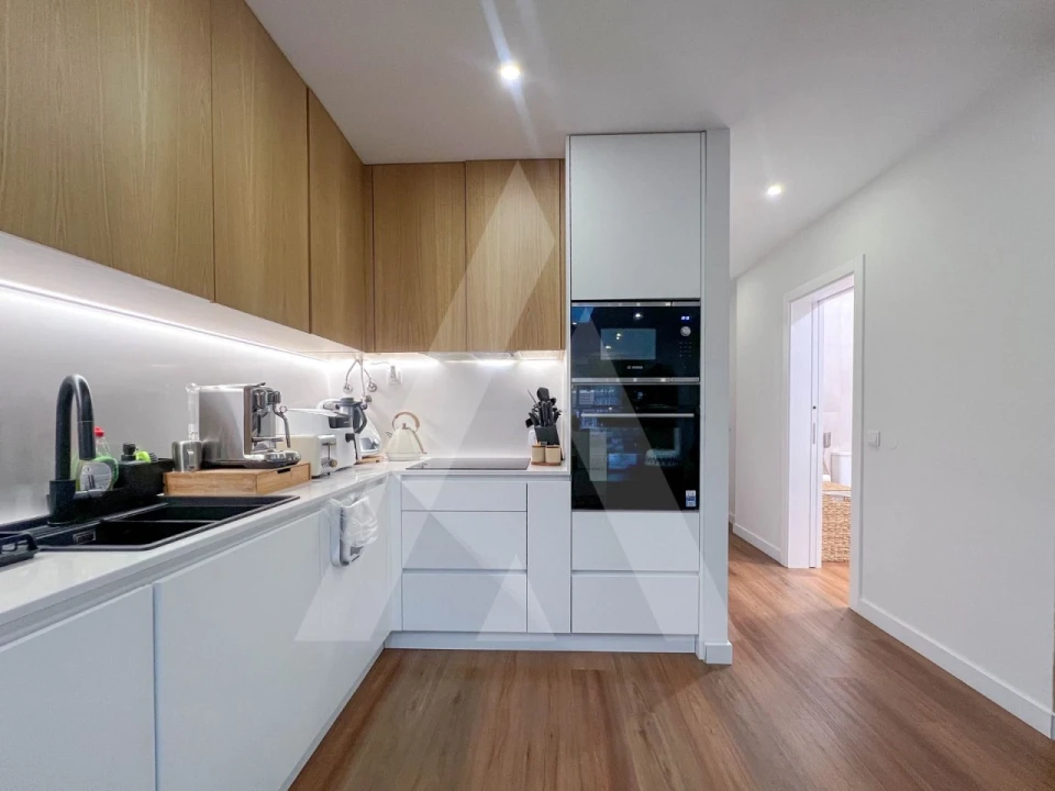 Apartamento T2 para Venda em Quarteira Foto 5