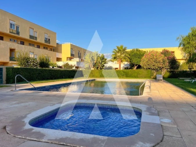 Apartamento T2 para Venda em Quarteira Foto 16