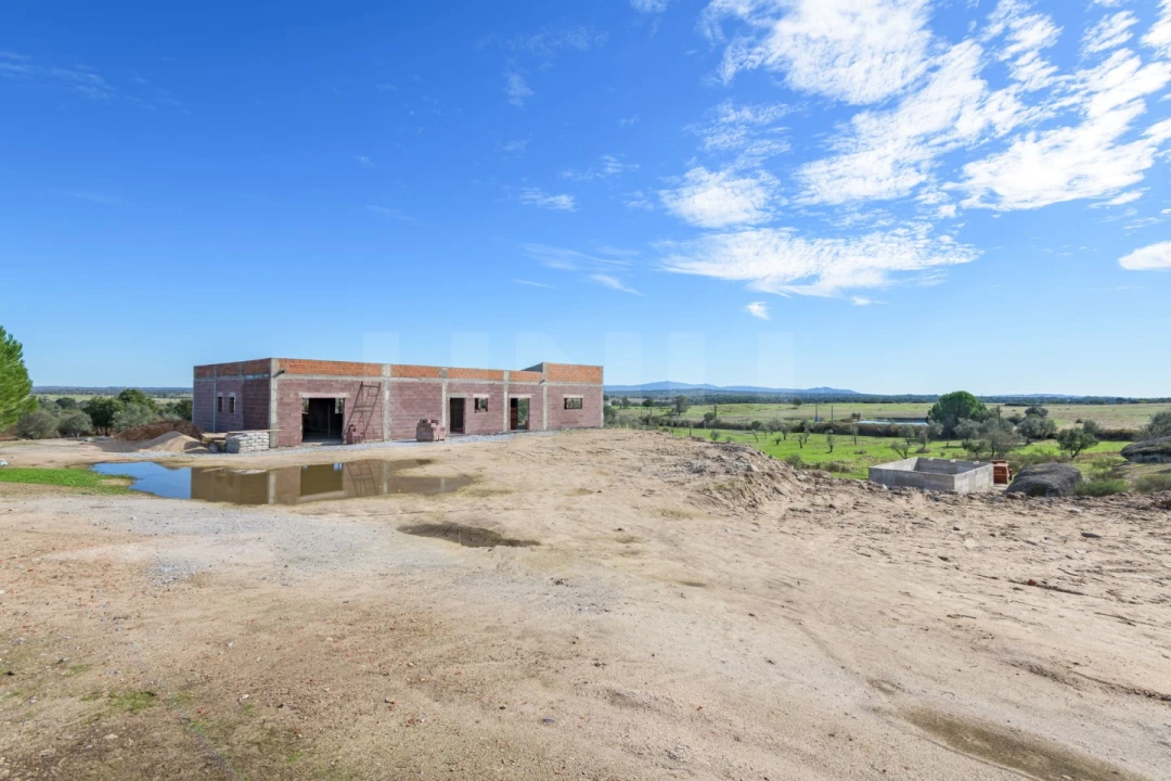 Moradia T3 para Venda em Alpalhão Foto 12