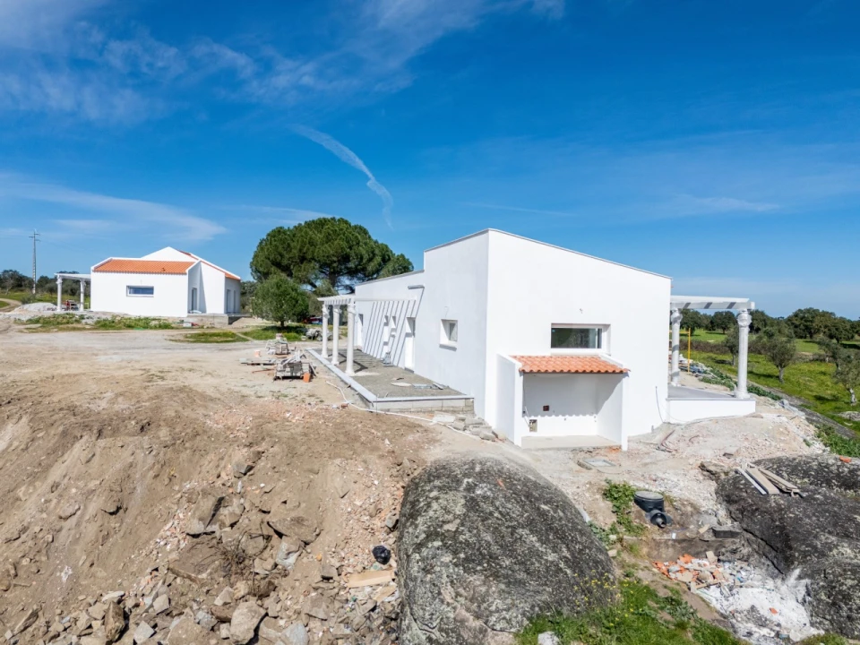 Moradia T3 para Venda em Alpalhão Foto 10